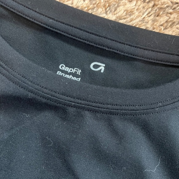 GapFit womens brushed tech jersey long sleeve black ruched athletic top size XS - Picture 2 of 5